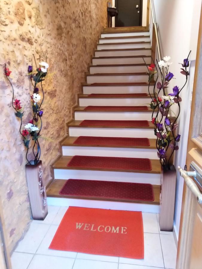 Santrivani Rooms Chania  Bagian luar foto