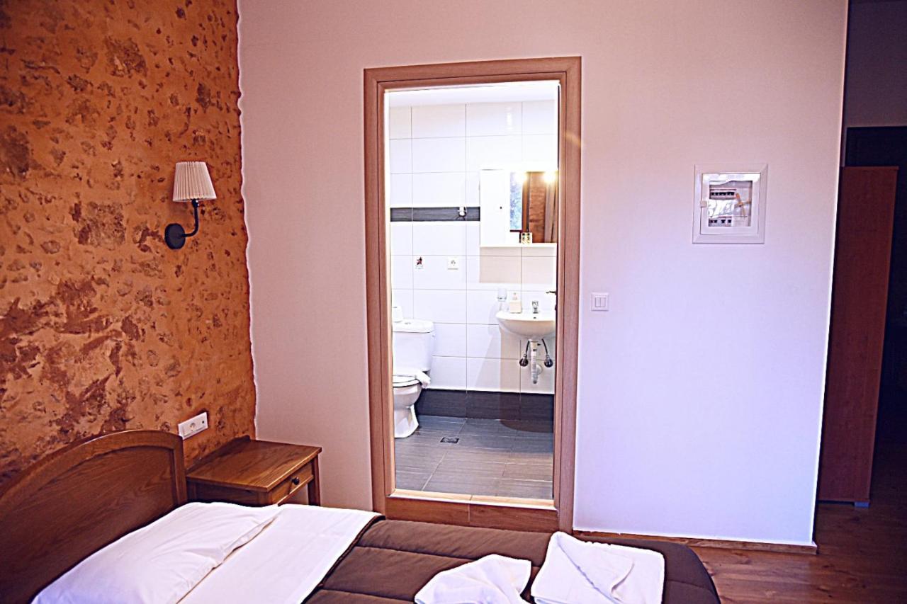 Santrivani Rooms Chania  Bagian luar foto