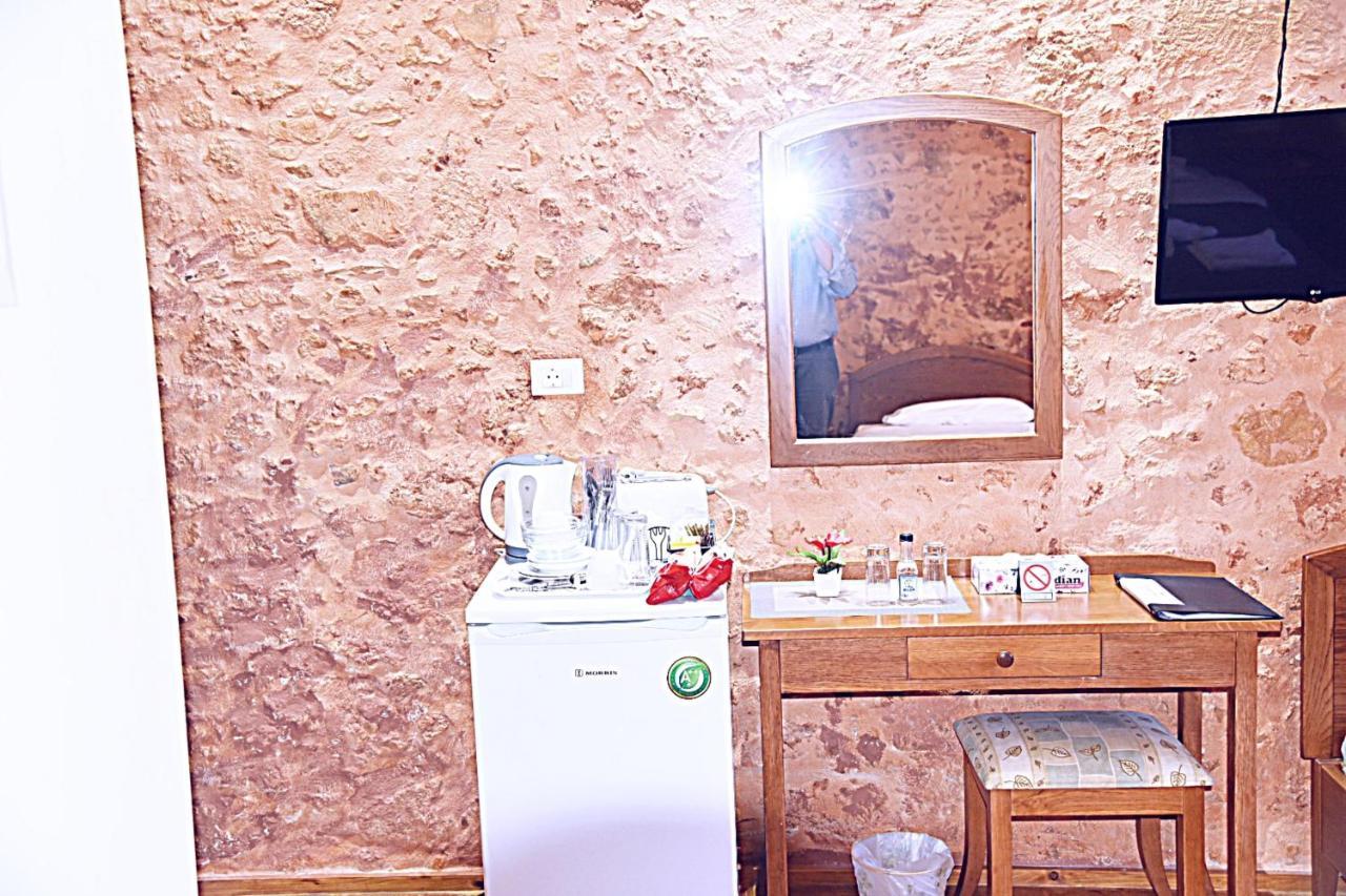 Santrivani Rooms Chania  Bagian luar foto