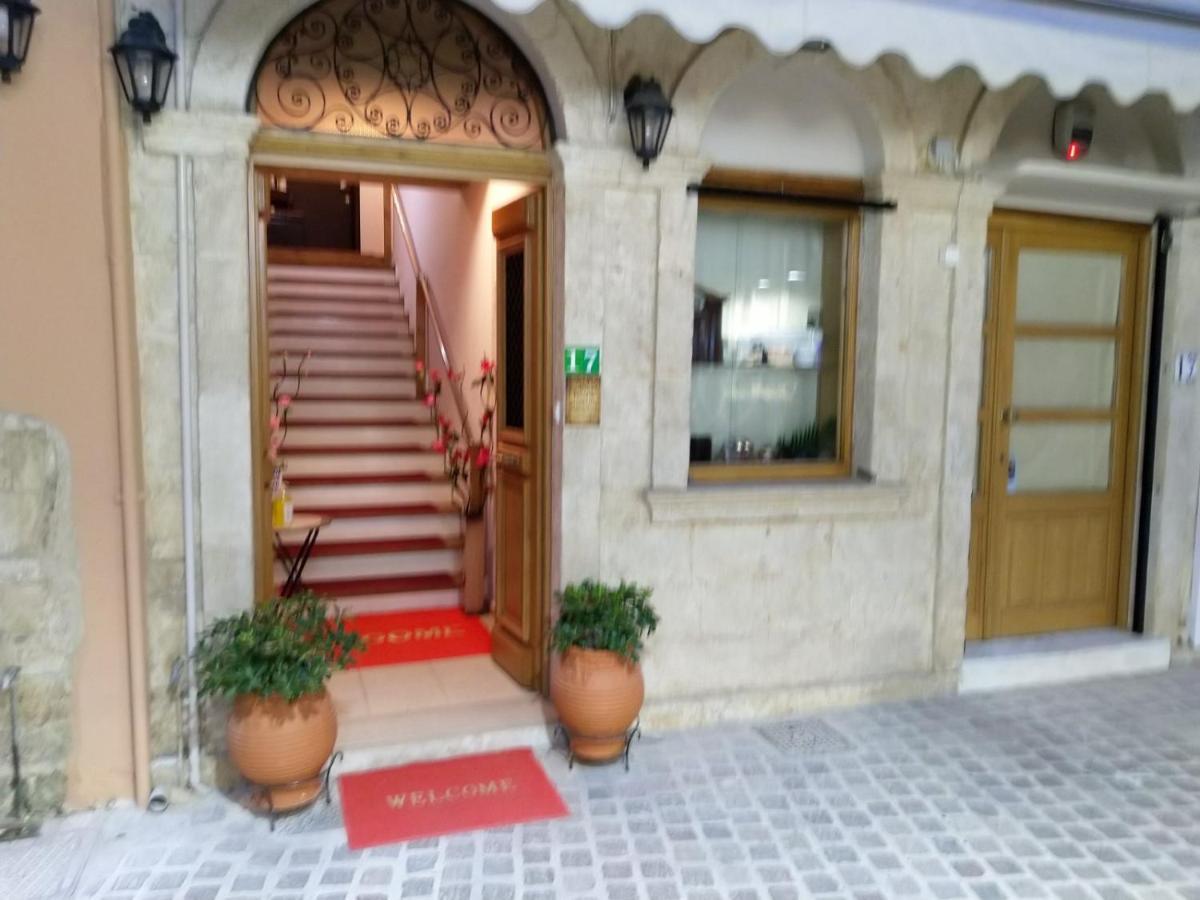 Santrivani Rooms Chania  Bagian luar foto